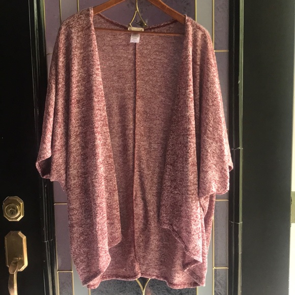 Short Sleeve Red Cardigan - Picture 6 of 7